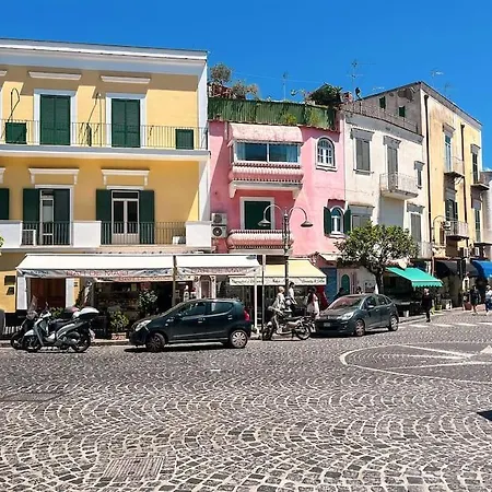 La Tua Casa Senza Pensieri *